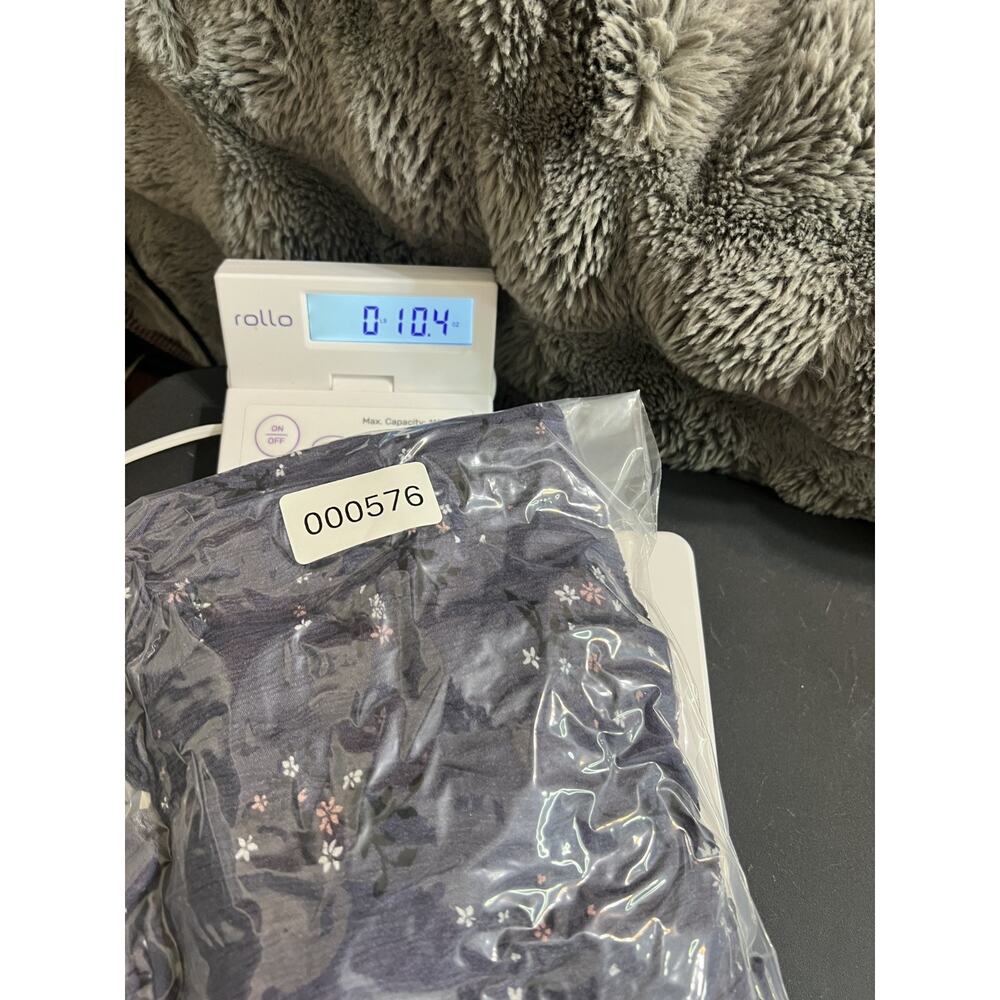 Torrid Blouse Womens Plus 3X Purple Floral Crinkle Smocked Bohemian Short Sleeve - Picture 11 of 11